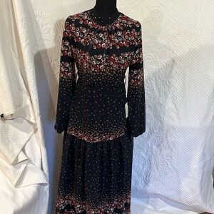 DMN dress, size 8, NWT (no belt sash)